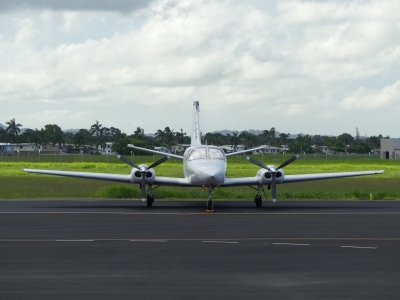 VH-LAV
