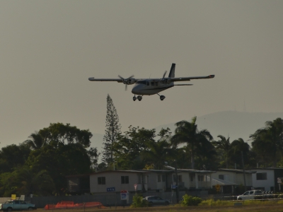 VH-TAV